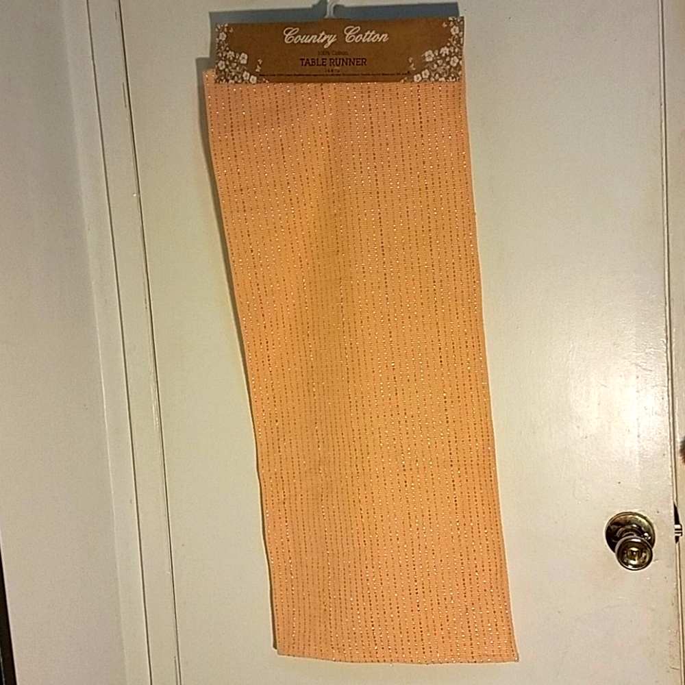 Country Cotton Table Runner